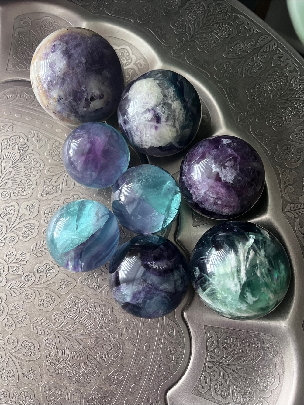 Fluorite sphere medium